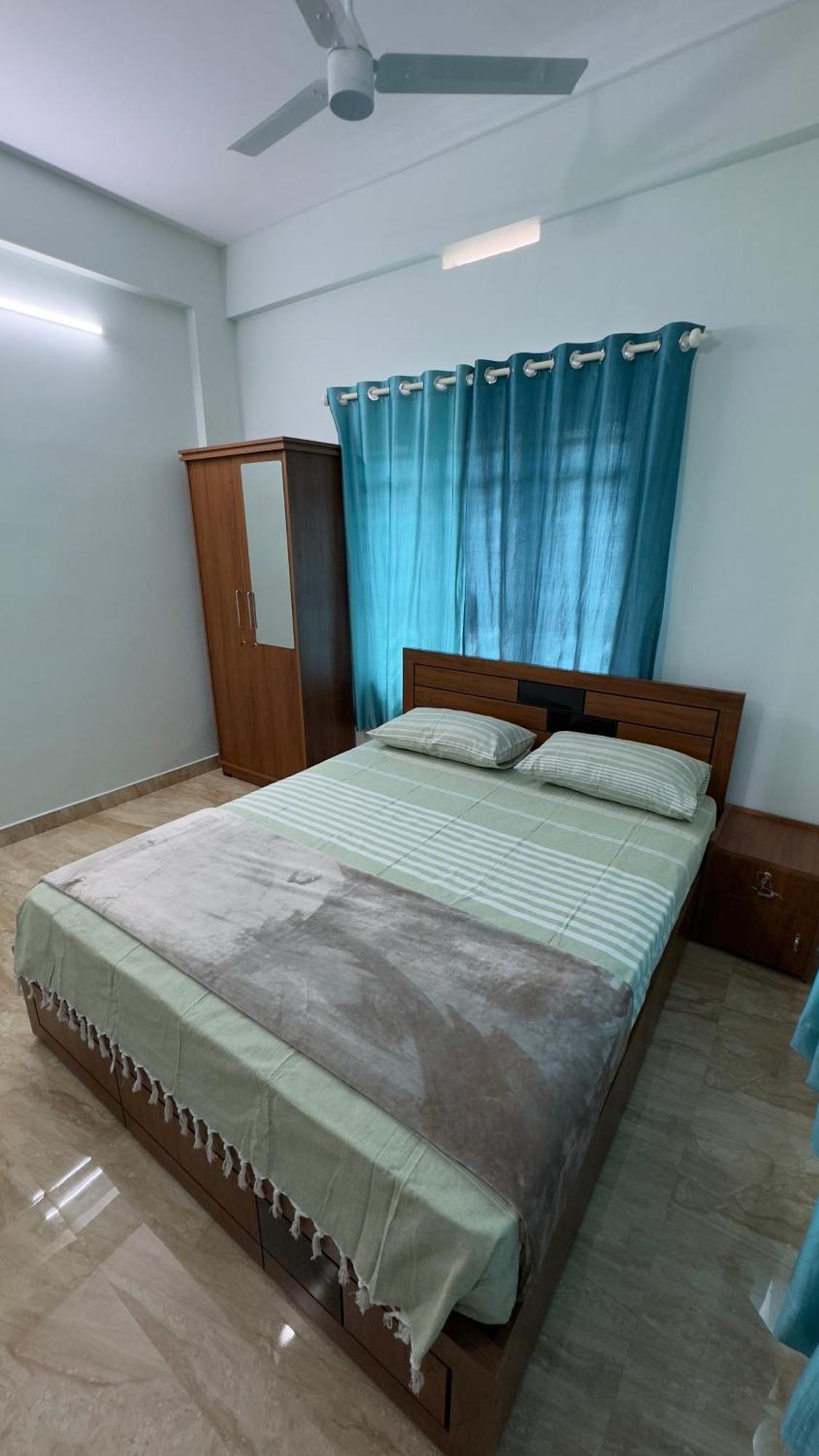 The Karlyle Homestay Vaduvanchal Esterno foto